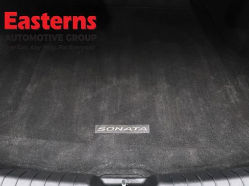 Used 2023 Hyundai Sonata Limited FWD image 9