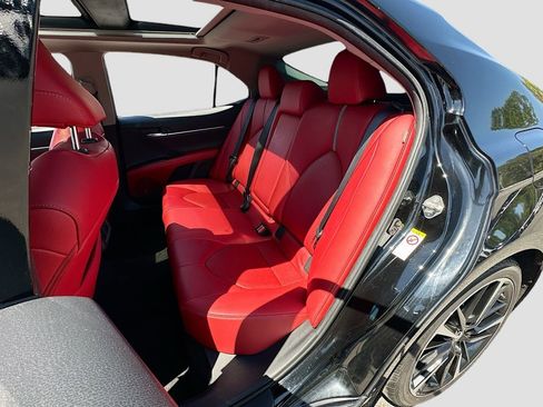 Used 2019 Toyota Camry XSE image 24