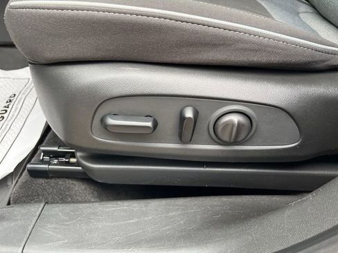 Used 2023 Chevrolet TrailBlazer LT image 20