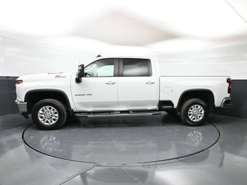 Used 2023 Chevrolet Silverado 2500 LT AWD/4WD image 29
