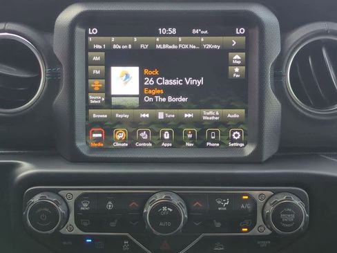 Used 2022 Jeep Wrangler Unlimited Rubicon 4xe w/ Cold Weather Group image 28