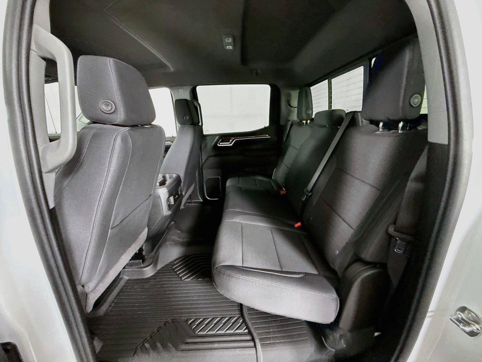 New 2026 Chevrolet Silverado 1500 RST AWD/4WD image 18