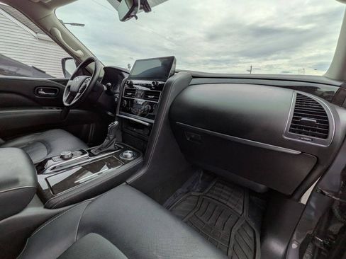 Used 2024 INFINITI QX80 Luxe AWD/4WD image 18