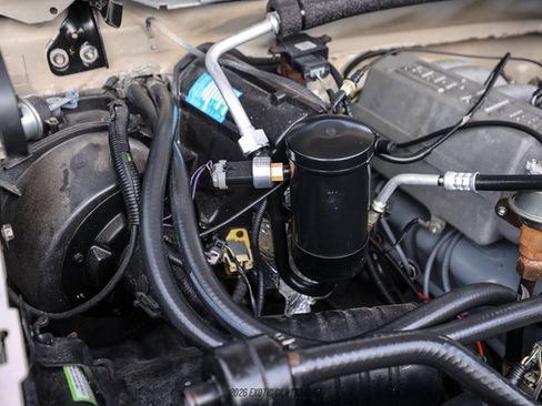 Used 1993 Ford F150 XL AWD/4WD image 22