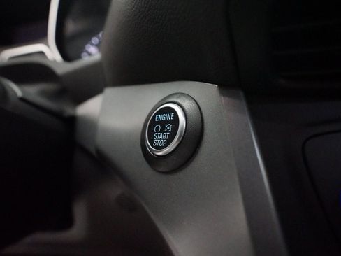 Used 2019 Ford Escape SEL image 32