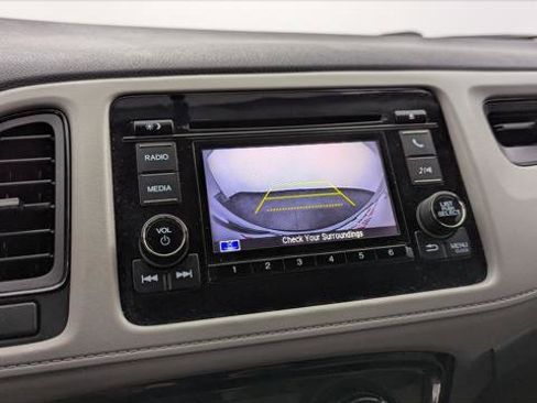 Used 2020 Honda HR-V LX image 26