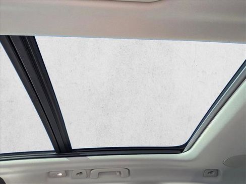 New 2026 Volvo XC60 B5 Ultra w/ Protection Package Premier image 18