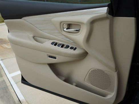 Used 2017 Nissan Murano Platinum image 21