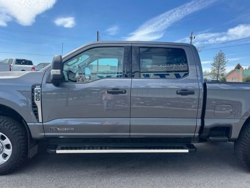 Used 2023 Ford F350 XLT w/ 360-Degree Camera Package AWD/4WD image 7