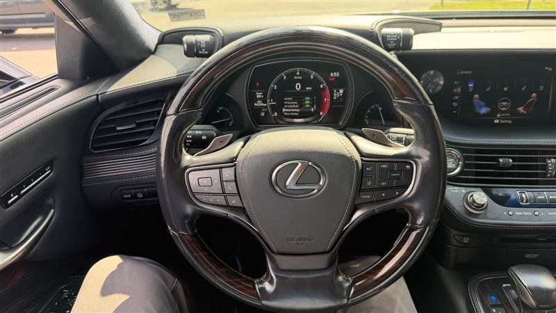 Used 2019 Lexus LS 500 AWD w/ Interior Upgrade Package image 32