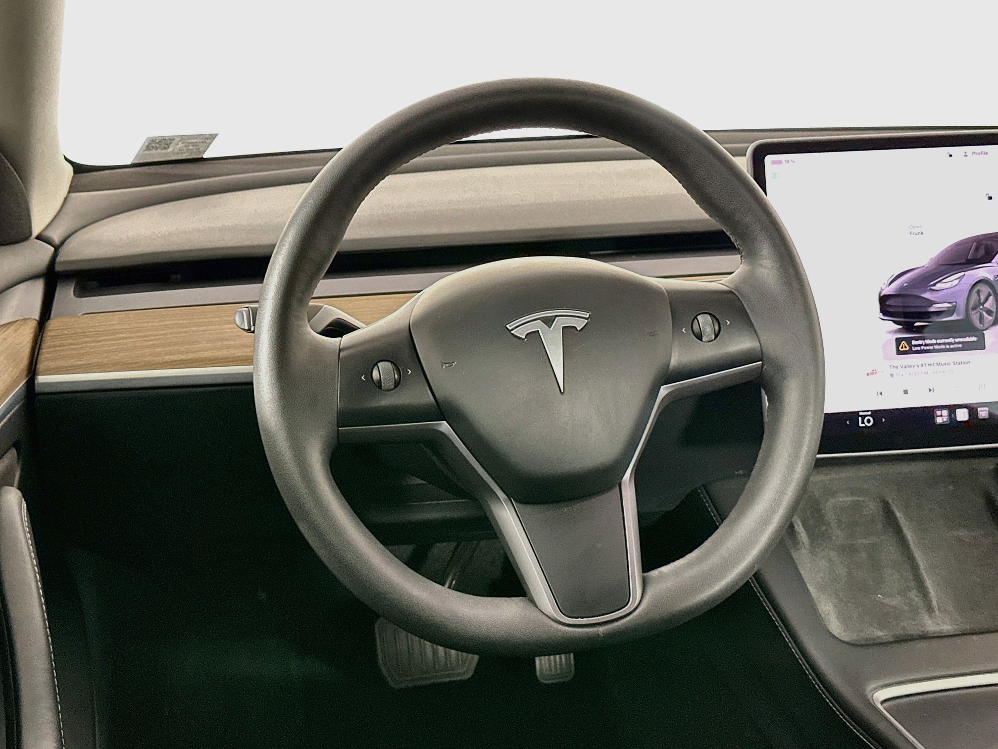 Used 2023 Tesla Model 3 Standard Range RWD image 17