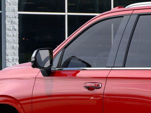 New 2025 Chevrolet Tahoe Premier image 12