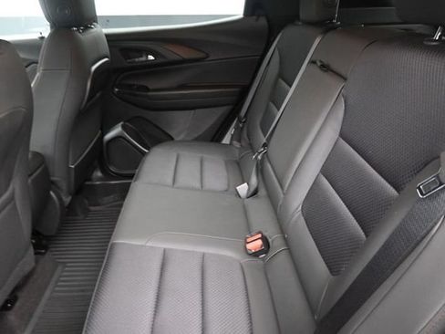 Used 2022 Chevrolet TrailBlazer RS FWD image 18