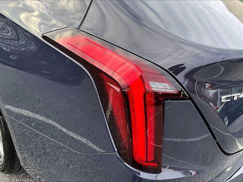Used 2025 Cadillac CT4 Premium Luxury image 33