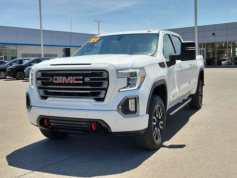 Used 2021 GMC Sierra 1500 AT4 w/ AT4 Preferred Package AWD/4WD image 4