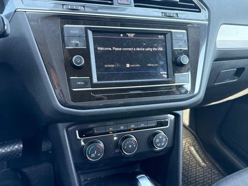 Used 2020 Volkswagen Tiguan S FWD image 13