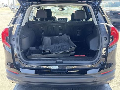 Certified 2023 GMC Terrain SLE w/ Driver Convenience Package image 24