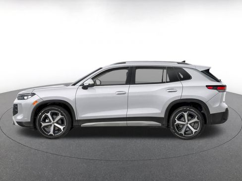 Used 2026 Volkswagen Tiguan SE AWD/4WD image 3
