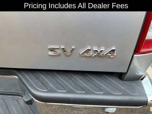 Used 2012 Nissan Frontier SV AWD/4WD image 8