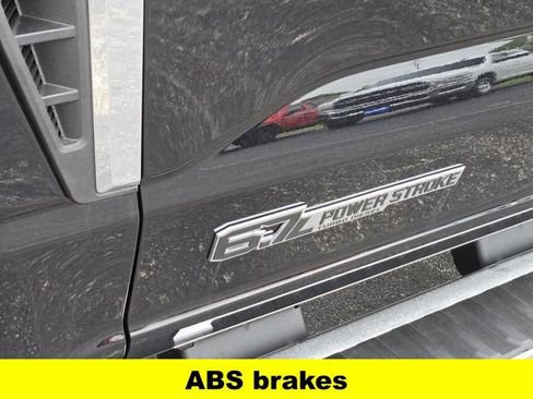 New 2025 Ford F250 Lariat w/ FX4 Off-Road Package image 8