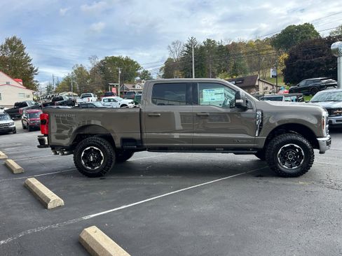 New 2026 Ford F350 Lariat w/ Tremor Off-Road Package image 14