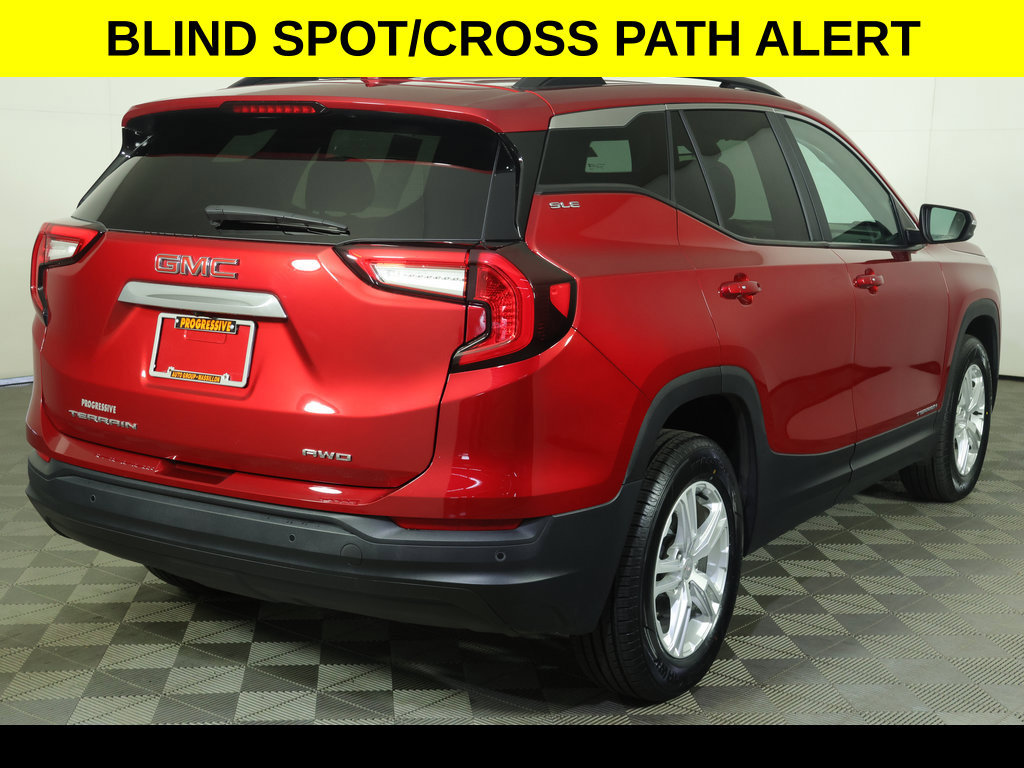 Used 2023 GMC Terrain SLE w/ Driver Convenience Package AWD/4WD image 9