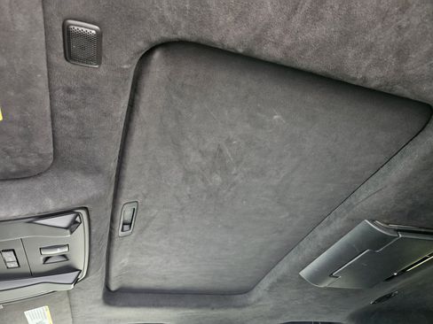 Used 2016 Cadillac Escalade Platinum image 31