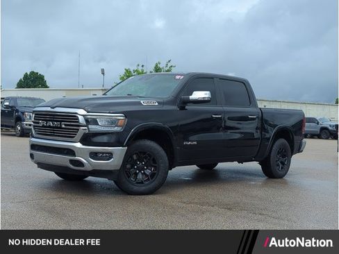Used 2021 RAM 1500 Laramie AWD/4WD image 1