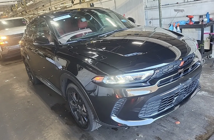 Used 2024 Dodge Hornet R/T Plus w/ R/T Blacktop Package AWD/4WD image 4