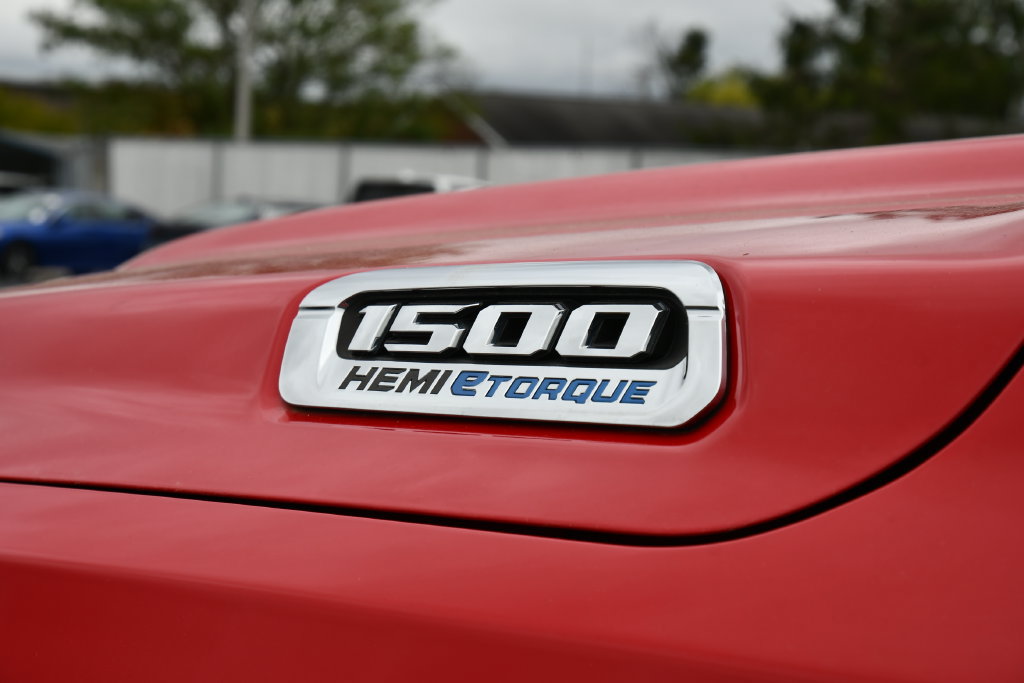 Used 2022 RAM 1500 Big Horn AWD/4WD image 14