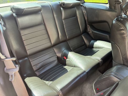 Used 2014 Ford Mustang GT Premium w/ Electronics Package RWD image 18