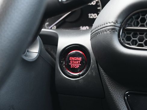 Used 2025 Honda HR-V LX image 12