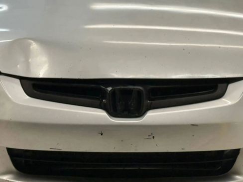 Used 2004 Honda Accord EX image 5