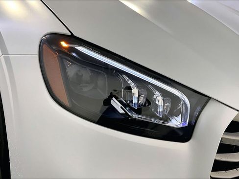 New 2026 Mercedes-Benz GLS 450 4MATIC image 16