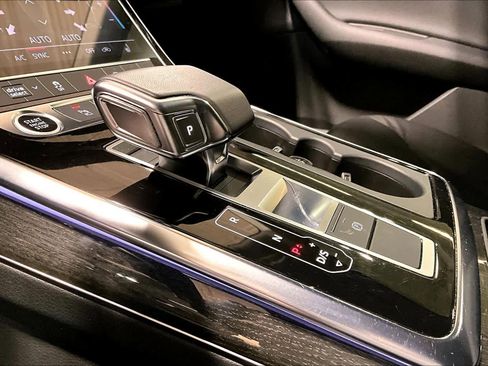 Used 2023 Audi Q7 2.0T Premium w/ Convenience Package image 17