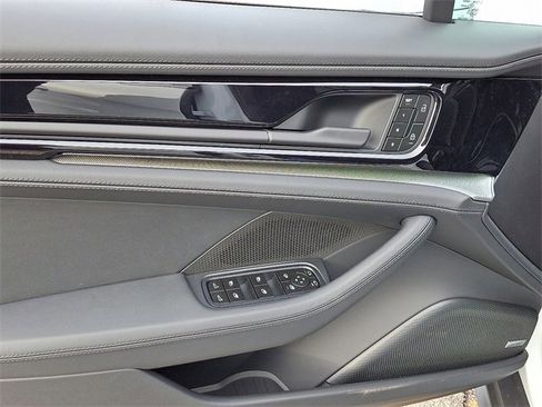 New 2026 Porsche Panamera 4 image 14