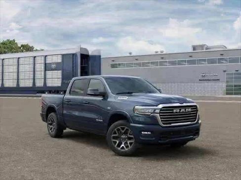 New 2026 RAM 1500 Laramie AWD/4WD image 19
