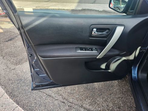 Used 2015 Nissan Rogue S w/ Convenience Package image 14