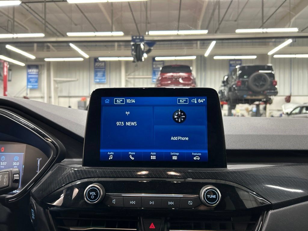 Used 2024 Ford Escape ST-Line AWD/4WD image 18