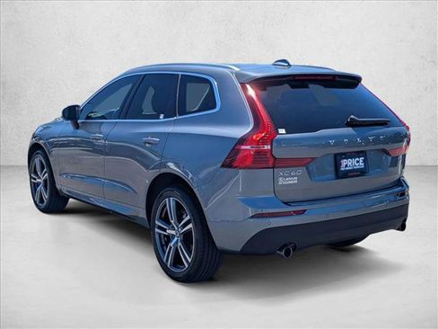 Used 2021 Volvo XC60 T5 Momentum w/ Protection Package Premier FWD image 8