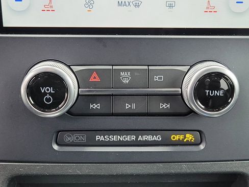 Used 2022 Ford Edge ST-Line image 29