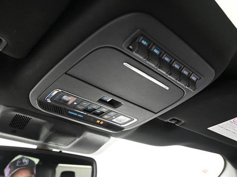 Used 2024 Ford F350 Platinum AWD/4WD image 15