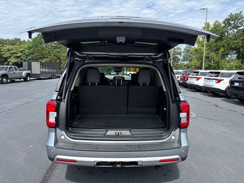 Used 2023 Ford Expedition XLT RWD image 34