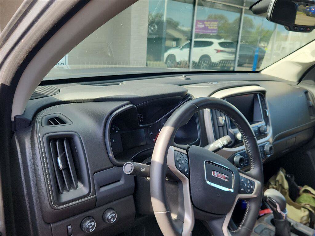 Used 2022 GMC Canyon Denali AWD/4WD image 10