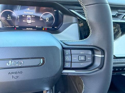 New 2026 Jeep Cherokee Laredo image 16