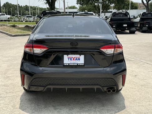 Used 2021 Toyota Corolla SE FWD image 6