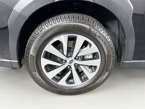 Used 2024 Subaru Outback AWD/4WD image 39