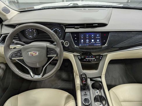 Used 2020 Cadillac XT6 Premium Luxury image 18