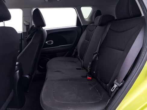 Used 2016 Kia Soul FWD image 22