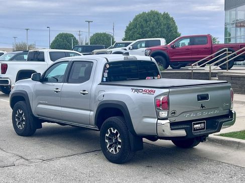 Used 2023 Toyota Tacoma TRD Off-Road AWD/4WD image 4